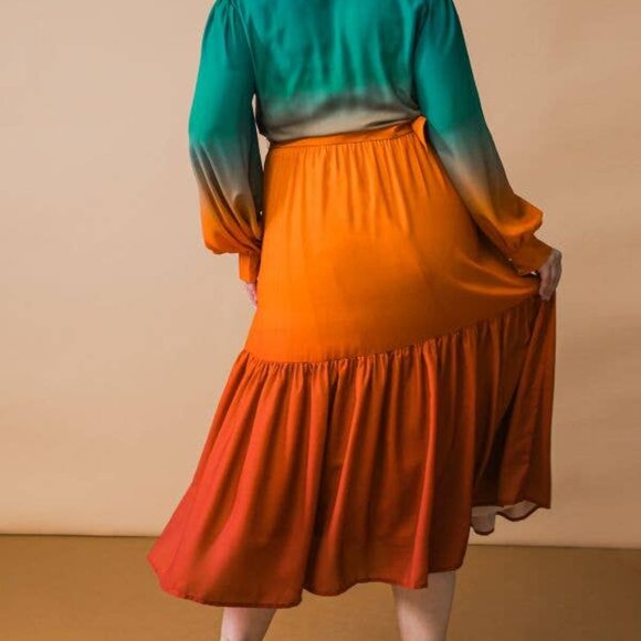 140. Plus Size Knitted Ombre Midi Dress - Picture 3 of 3